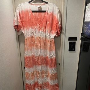 Knox Rose Women's size S Short Sleeve Dress - Peachy white tye dye swim cover up